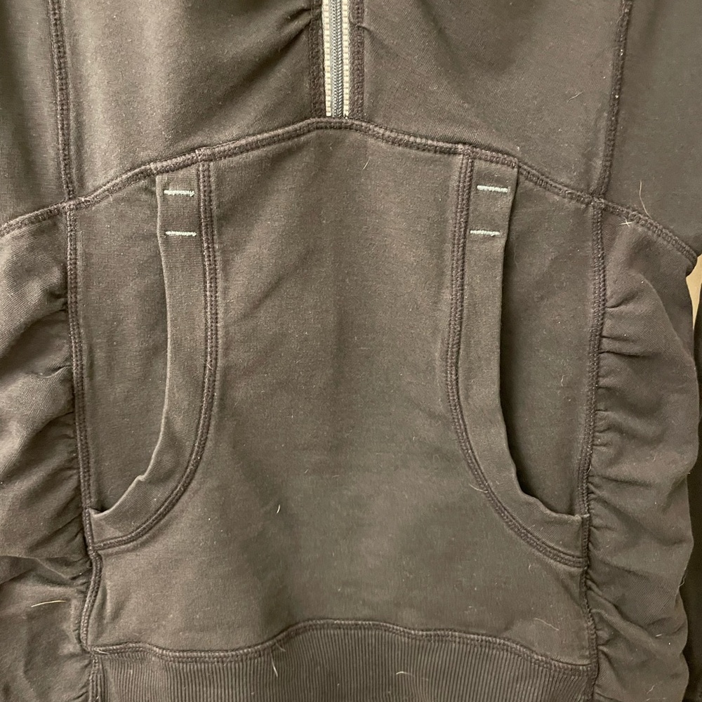 ATHLETA Pullover Define Hooded 1/4 zip, with kangaroo pocket - small - Picture 6 of 7